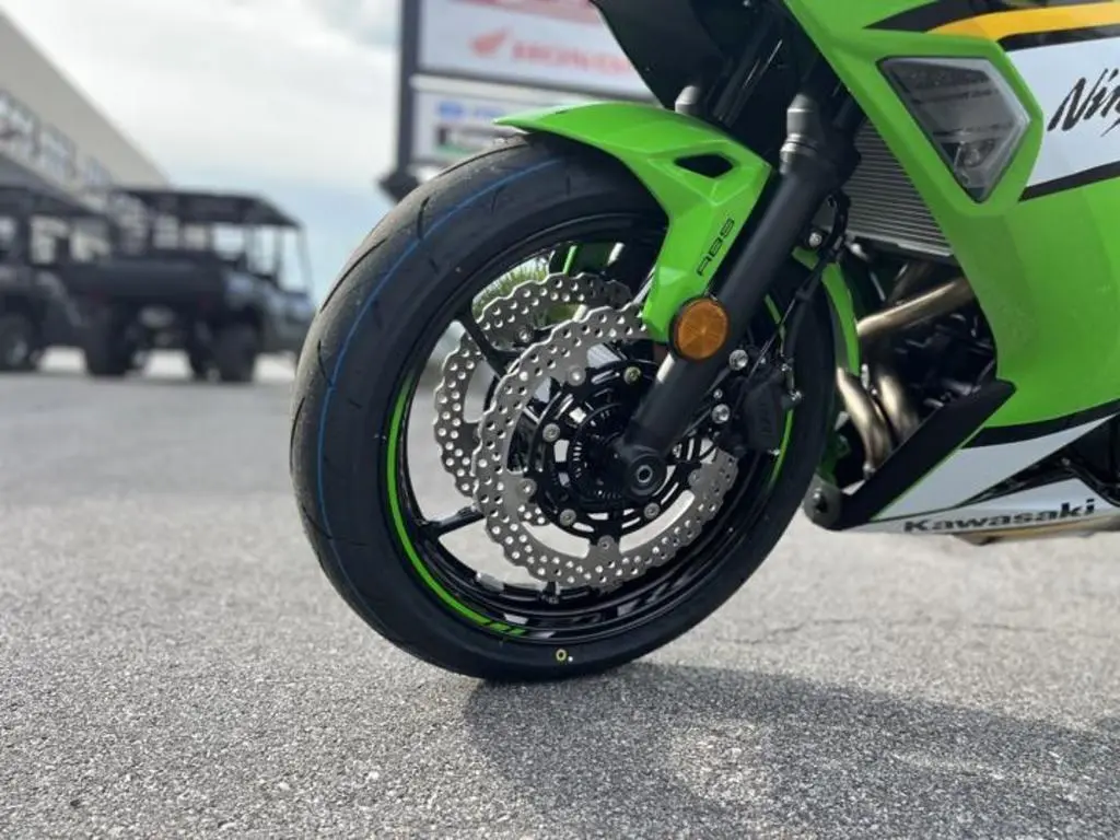 2025 Kawasaki Ninja 650 KRT Edition ABS - Photo 3