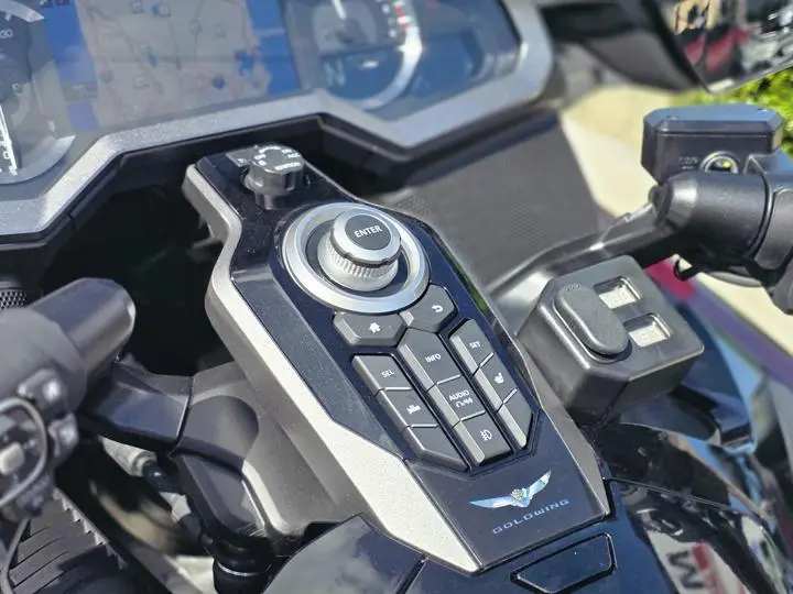 2021 Honda® Gold Wing Tour Automatic Dct Trike - Photo 18