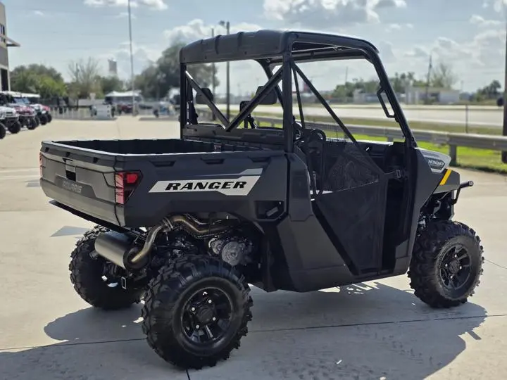 2025 Polaris® Ranger 1000 Premium - Photo 9